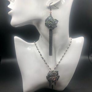Guess Rhinestone Flower-Themed Necklace and Earring Set (New!)